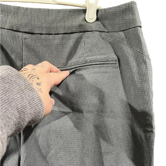 Reitman’s gray small checkered pants, size 18 with stretch. NWOT - Picture 4 of 6